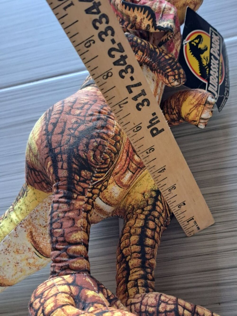 Jurassic Park 1992 Dilophosaurus Plush Toy 12" Collectible Dinosaur Universal - Picture 6 of 10